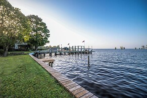 Waterfront Edenton Bay Cottage - Walk to Dtwn