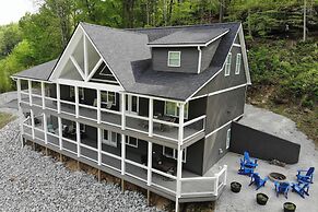 Rough River Lake House w/ Dual Primary Suites!