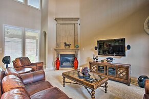 4 Mi to Grapevine Lake: Texas Home w/ Media Room