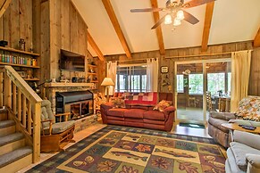 Lakefront Cumberland Cabin w/ Dock & Fire Pit!