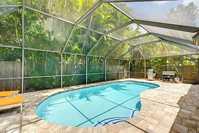 Pet-friendly Home w/ Pool, Close to Venice Beaches