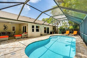 Pet-friendly Home w/ Pool, Close to Venice Beaches