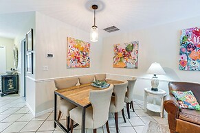 Pet-friendly Home w/ Pool, Close to Venice Beaches