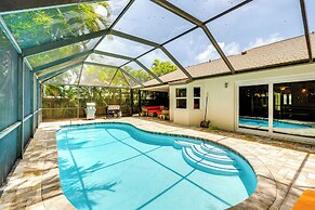 Pet-friendly Home w/ Pool, Close to Venice Beaches