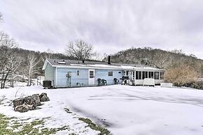 Rustic Family Home + Acreage ~ 20 Mi Hocking Hills