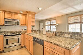Coastal Clearwater Condo: Half Mile to Beach!