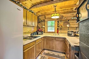 Charming Lakefront Cabin: Fish, Hike & More!