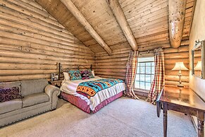 Cozy Alto Cabin on 2 Acres: Near Fishing & Skiing!