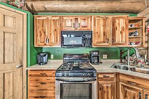 Cozy Alto Cabin on 2 Acres: Near Fishing & Skiing!