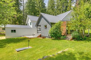 Sagle Family Getaway < 1 Mi to River & Beach