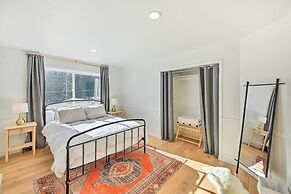 Sagle Family Getaway < 1 Mi to River & Beach