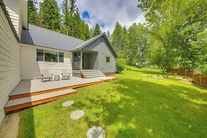 Sagle Family Getaway < 1 Mi to River & Beach