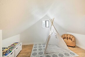 Sagle Family Getaway < 1 Mi to River & Beach