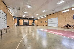 Cassopolis Cabin Close to Parks & Fishing!