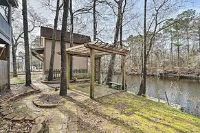 Burgaw Getaway w/ On-site River Access!