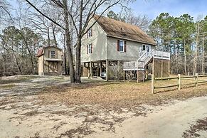 Burgaw Getaway w/ On-site River Access!