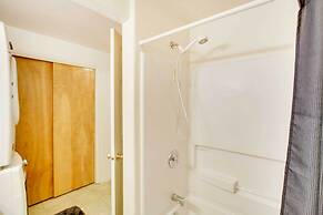 Main Street Townhome - 12 Miles to Bear Lake!