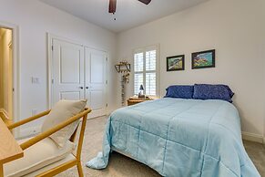 Chic Navarre Getaway w/ Large Yard: 4 Mi to Beach!