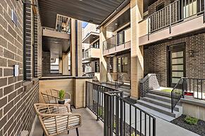 Modern-chic Provo Townhome 1 Mi to BYU Campus