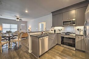 Single-story Condo < 1 Mile From Downtown!