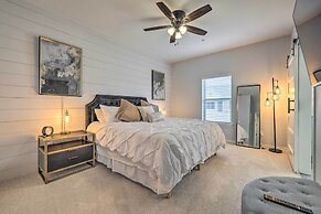 Single-story Condo < 1 Mile From Downtown!