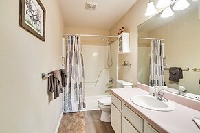 Stunning Table Rock Lake Condo Near Branson Strip!