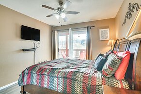 Stunning Table Rock Lake Condo Near Branson Strip!