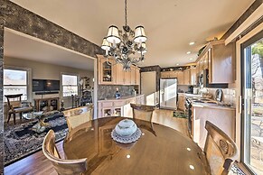 Cozy Kansas City Home w/ Yard - 9 Mi to Dtwn!