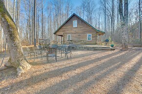 Stylish Creekside Cabin w/ Fire Pit Near Wineries