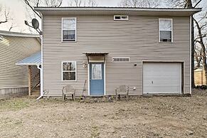 Cozy Rogers Studio Apt w/ Lake Access & Fire Pit!