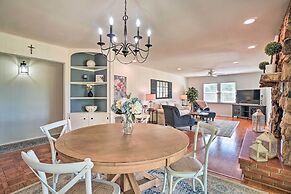 Hayesville Lake Getaway w/ Balcony & Mtn Views!