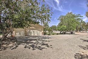 Spacious Lancaster Family Ranch - BBQ & Patio