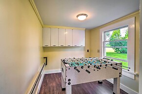 Charming Stanley Home w/ Yard, 7 Mi to Seneca Lake