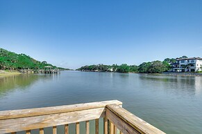 Riverfront Palm Coast Getaway w/ Resort Amenities!