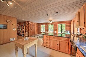 Riverfront Troy Cabin Ready With Bikes & Rafts!