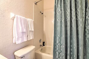 10 Mi to Disney: Resort Getaway w/ Balcony!