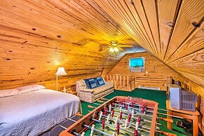 Quiet & Private Cabin ~ 5 Mi to Dale Hollow Lake!