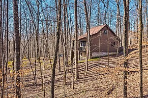 Quiet & Private Cabin ~ 5 Mi to Dale Hollow Lake!