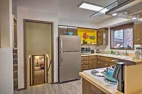 Rustic Western Home: Walk to Winchester Lake!