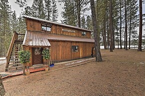 Rustic Western Home: Walk to Winchester Lake!