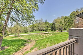 Patio & Grill: Lake of the Ozarks Escape!