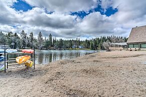 Rustic Groveland Home: Private Hot Tub, Deck & BBQ