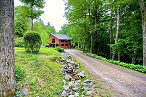 White Mountain Escape w/ Separate In-law Suite!