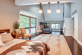 White Mountain Escape w/ Separate In-law Suite!