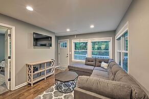 Updated Twin Lakes Cottage, Walk to Lake Mary