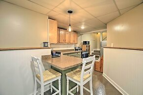 Beckley Studio w/ Hot Tub, 4 Mi to WVU Tech!