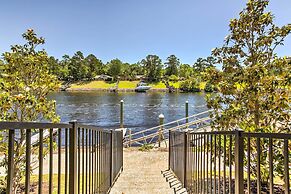 Resort Perks: Upscale Condo in North Myrtle Beach