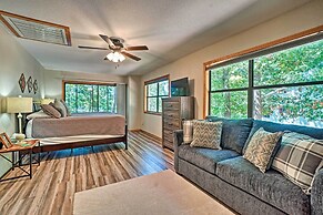 Home w/ Large Deck on Table Rock Lake!