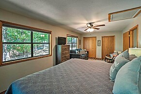 Home w/ Large Deck on Table Rock Lake!