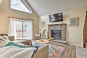 Golf, Ski + Fish: Cabin w/ Deck in Tobyhanna!